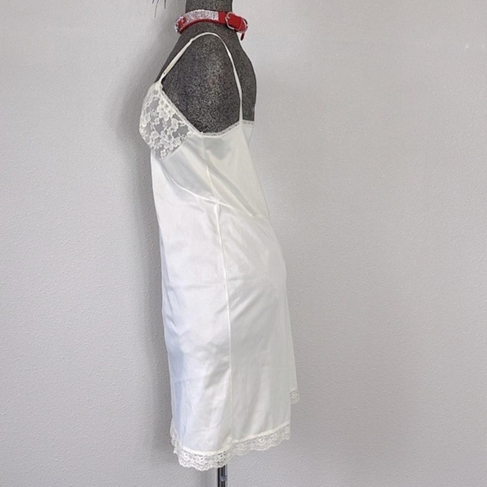 Vintage Sears The Doesn’t Slip Short Slip Dress 60s Nylon Anti-Cling Lingerie 32 - Picture 5 of 16